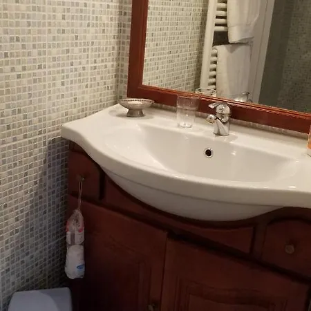 Oda ve Kahvaltı Chambre Avec Jardin Pierre Curie