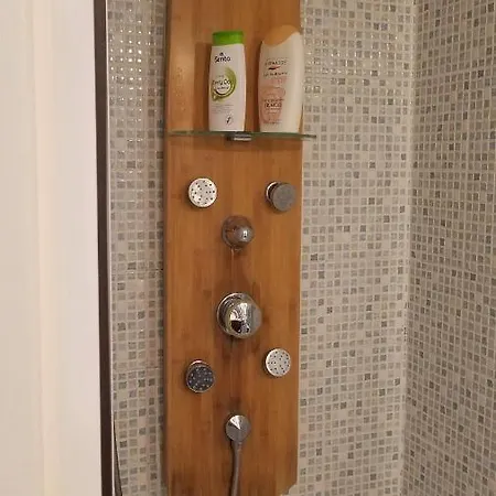 Chambre Avec Jardin Pierre Curie Oda ve Kahvaltı 3*